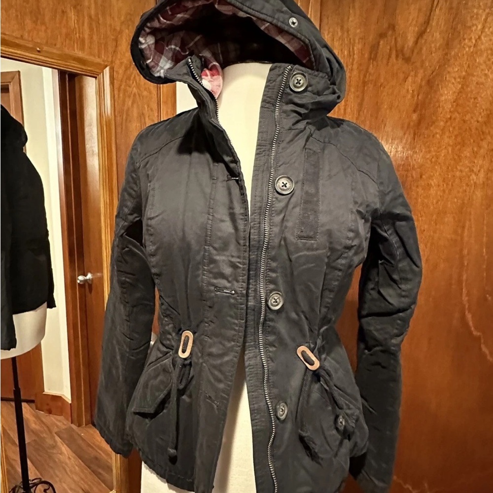Hollister Women’s Black Hooded Jacket